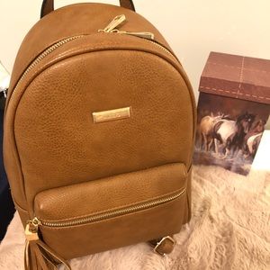 ❌❌SOLD❌ don't buy❌ Aldo backpack